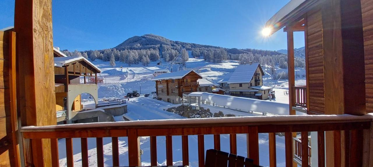 Skis Aux Pieds Dans Un Appartement Cosy Au Coeur Du Queyras Molines-en-Queyras Exterior photo